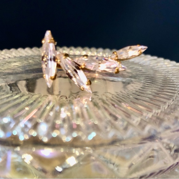 BNIB SABRINA DEHOFF GOLD PLATED RING - Picture 2 of 8